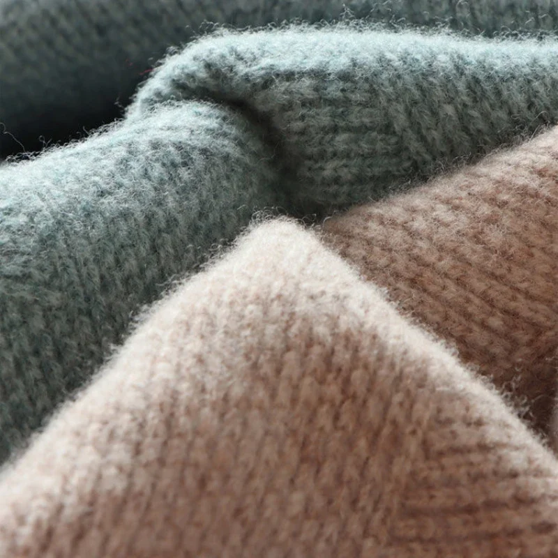 Thick Jacquard Cashmere Sweater - Image 5